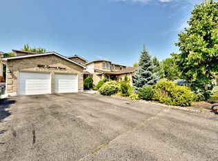 5570 Shorecrest Cres, Mississauga, ON L5M 3V1