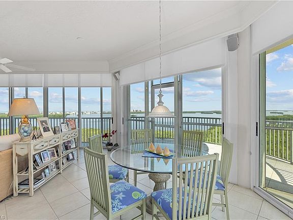 5th image of 4811 Island Pond CT #905