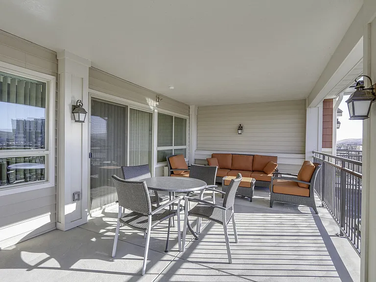 5207 W Hildebrand Blvd — Photo 10