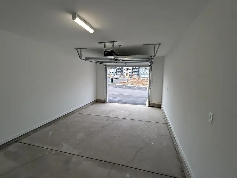 Keystone Luxury Apartments — Photo 22