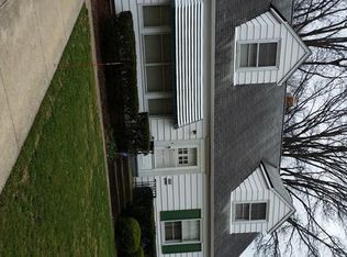 4360 Montagano Blvd, South Euclid, OH