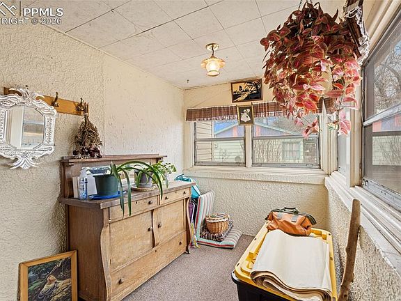 5th image of 2815 Beacon St