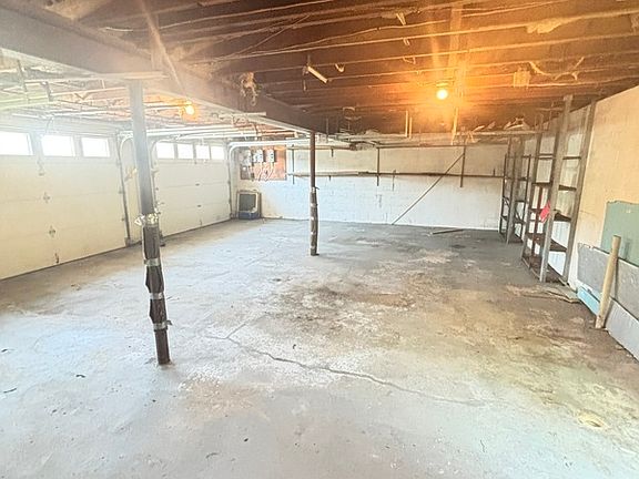 3rd image of 15 Froelich Ave #G