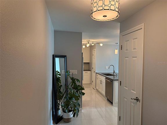 4th image of 345 BAYSHORE BOULEVARD #1102
