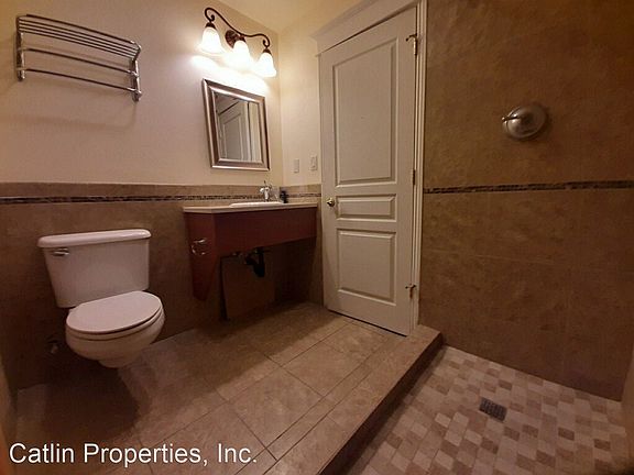 5th image of 1405 17th Ave #120
