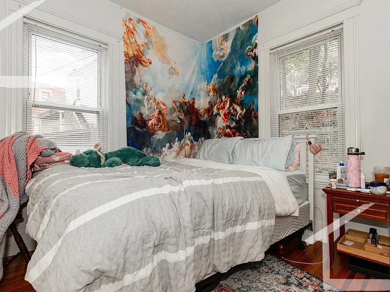 548 Washington St #1 — Photo 8