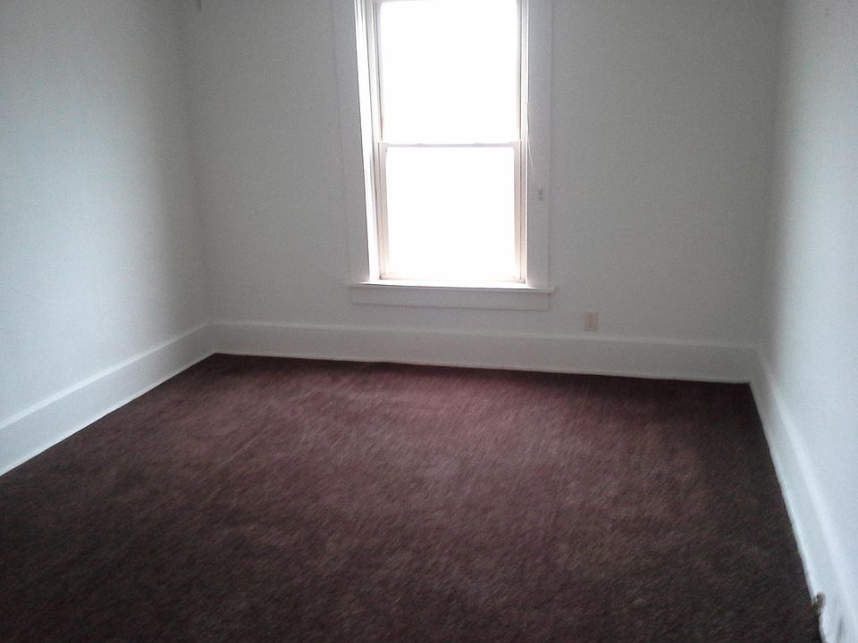 1st image of 35 1/2 Coe St