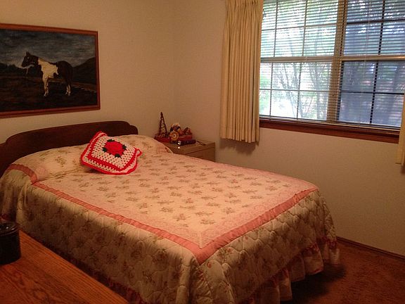 Middle bed with previous staging