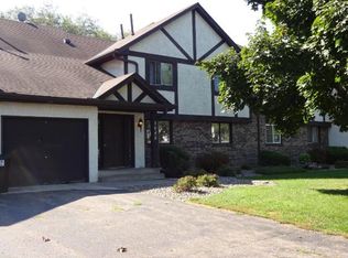 3048 109th Ln NW #5, Coon Rapids, MN 55433