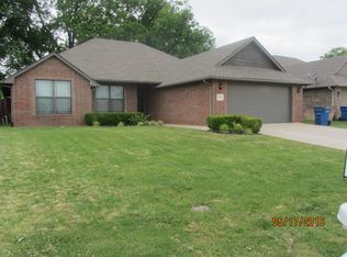 1214 S Walnut St, Stillwater, OK 74074