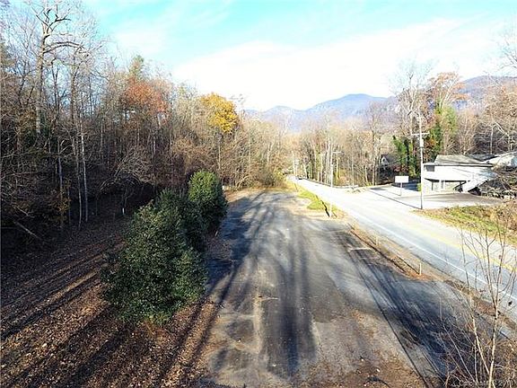 3rd image of 1833 Memorial Hwy