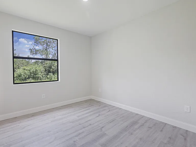 3216 53rd St W — Photo 12