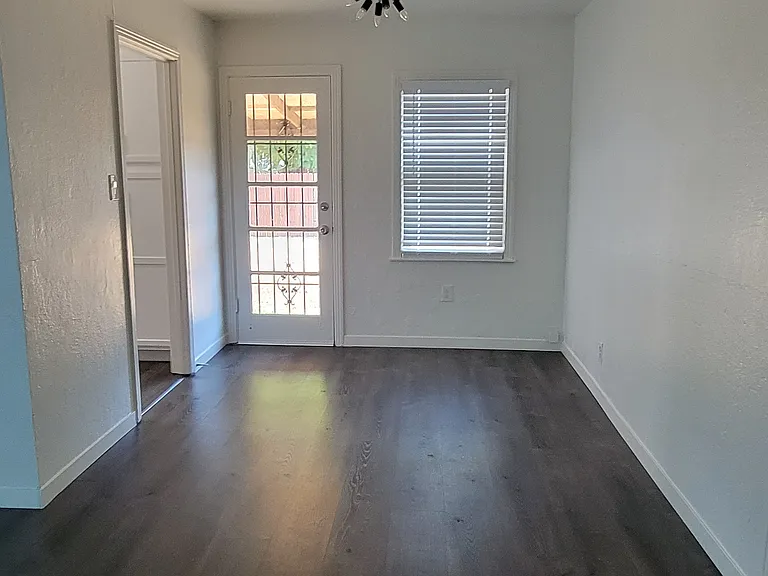 5510 33rd Ave — Photo 6