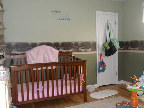 1 of 2 bedrooms on main