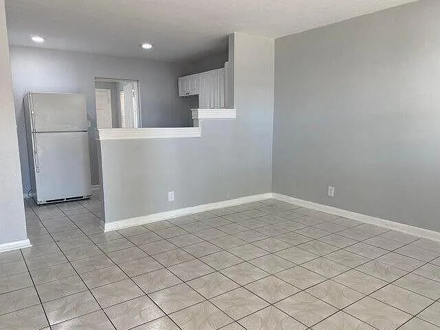 520 52nd St — Photo 5