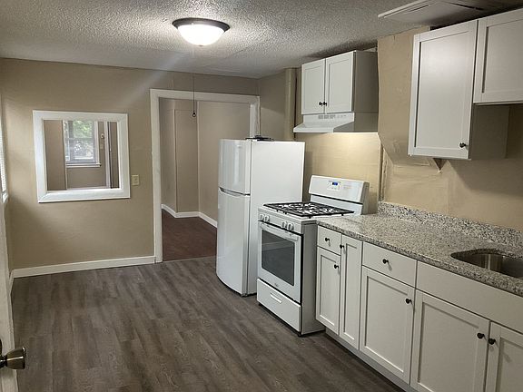 2nd image of 759-761 N Jessie St #761-1