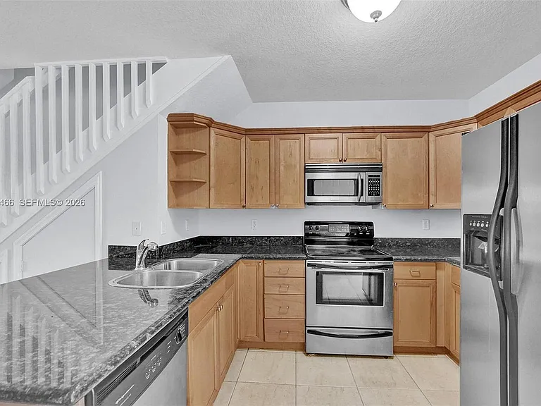 602 S Federal Hwy #12 — Photo 7