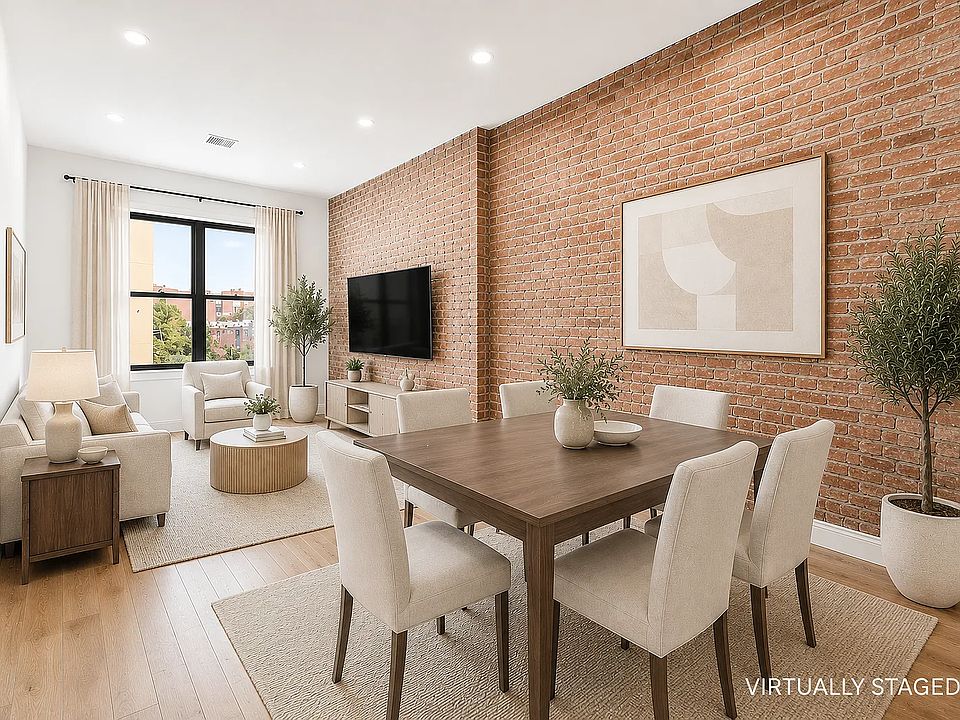 1st image of 142 4th Ave APT 4