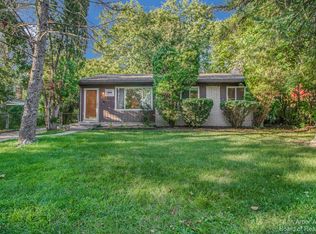 321 Cloverdale St, Ann Arbor, MI 48105