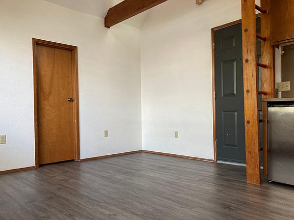 3rd image of 1211 E Olive St APT A