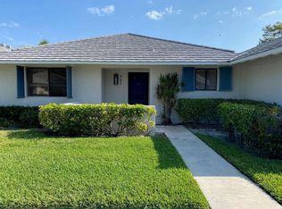 707 Club Dr, Palm Beach Gardens, FL 33418