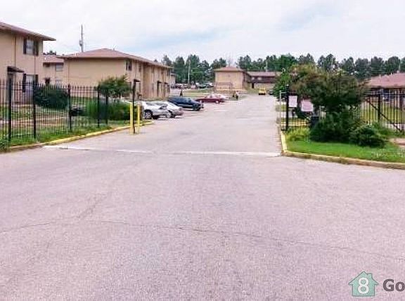 2nd image of 3493 W Metropolitan Cir APT 1
