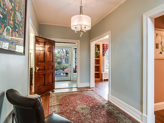 4th image of 1056 Lafayette Street