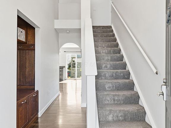 4th image of 349 Evergreen Cir