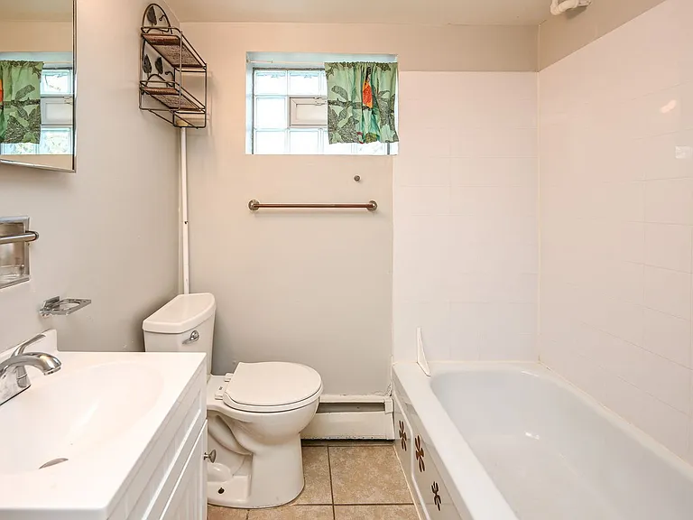 2625 Robertson Ave #5 — Photo 7