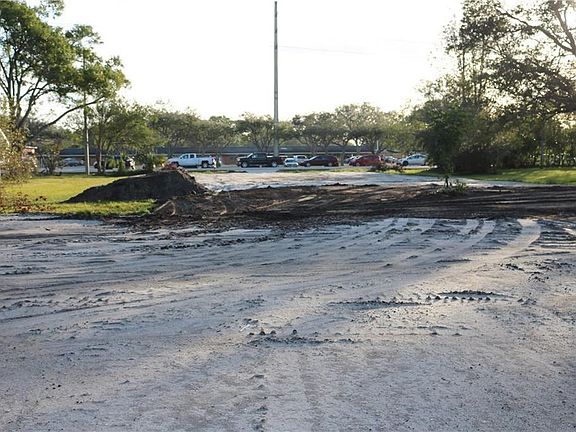 3rd image of 765 27th Ave