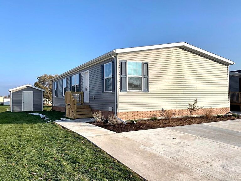 1st image of Estimated Payments From 1 450 | 33005 Hickory Ct #54