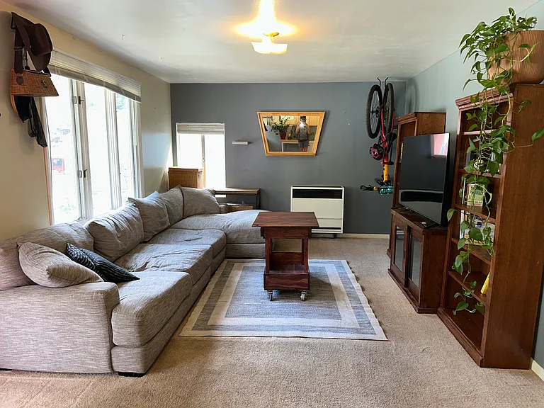 318A Ruxton Ave — Photo 19
