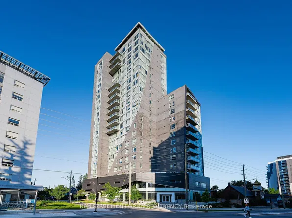 158 King St S #906, Waterloo, ON N2J 0E5