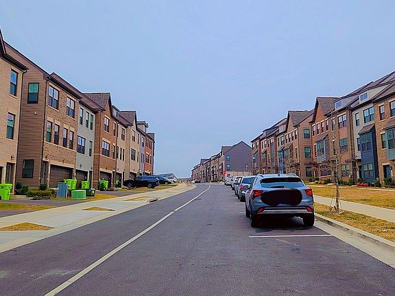 3rd image of 3413 Whippett Way