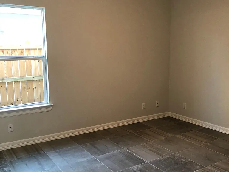 708 E La Cantera Ave #1 — Photo 6