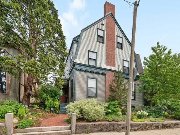 40 Alveston St #3, Jamaica Plain, MA 02130