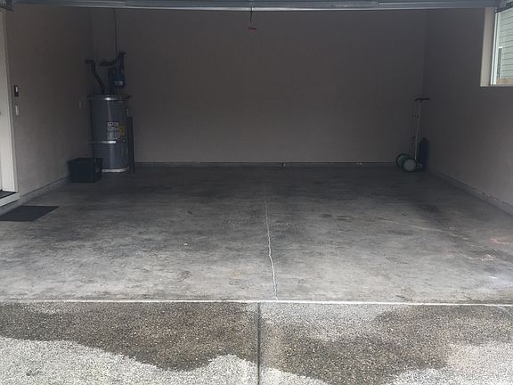 4th image of 4415 NE 123rd Ave
