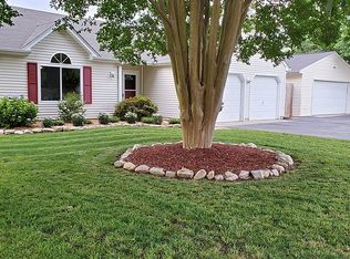 3448 Hollow Pond Rd, Hayes, VA 23072