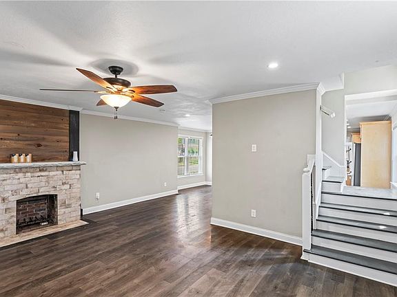 5th image of 3801 Paseo Blvd