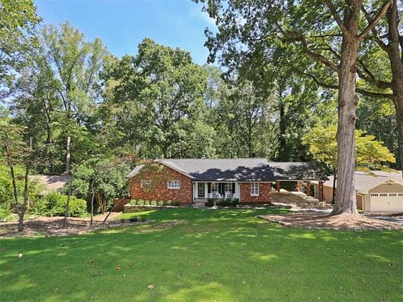 3rd image of 2141 Briarwillow Dr