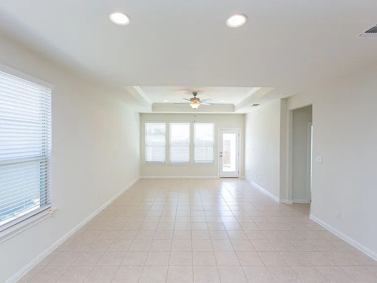 3011 Betony St — Photo 7