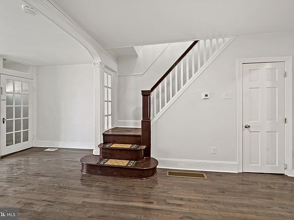 5th image of 2551 S Jessup St