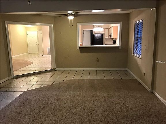5th image of 10304 Summit Square Dr