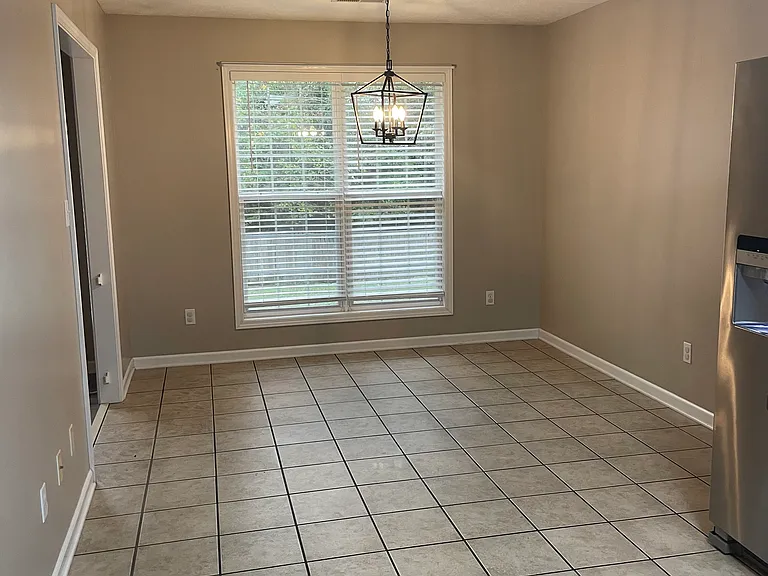 98 Turtle Creek Dr — Photo 3