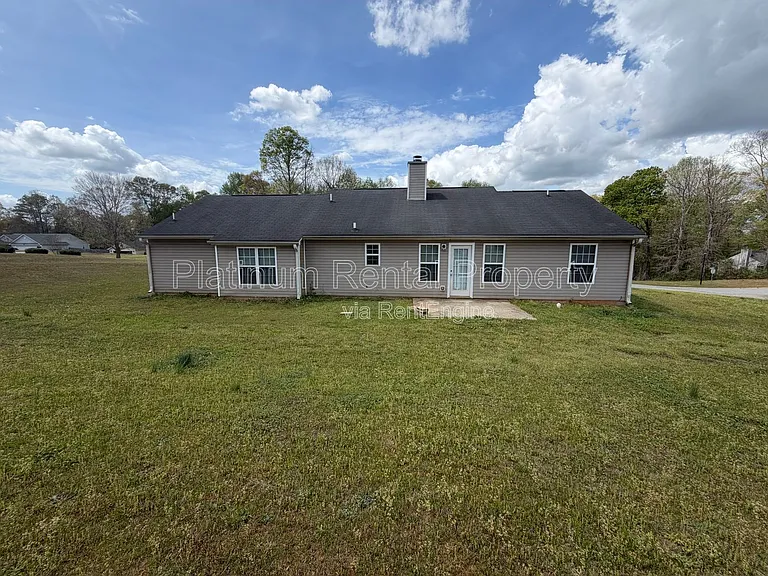 105 Platte St — Photo 27