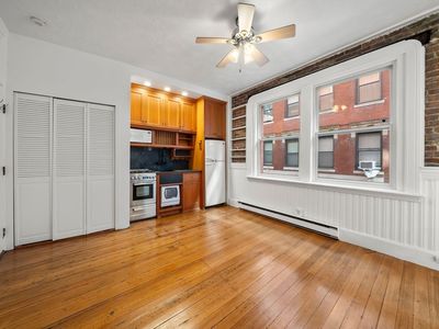 7 Unity St APT 3, Boston, MA, 02113