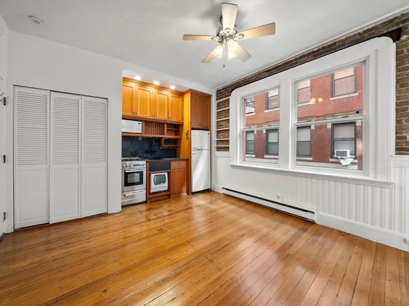 7 Unity St APT 3, Boston, MA 02113