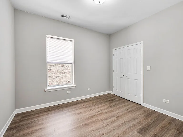 4145 S Michigan Ave #2 — Photo 11