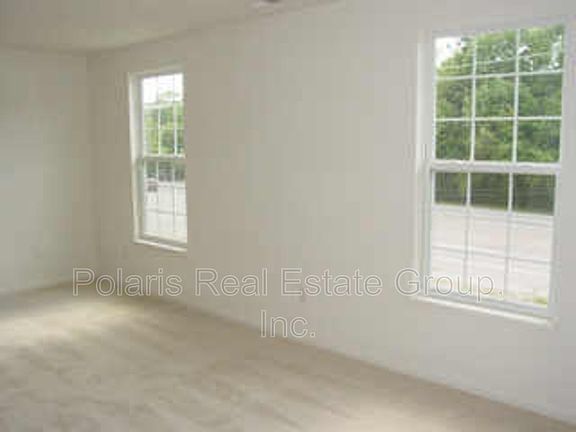4th image of 8343 Clayhurst Dr
