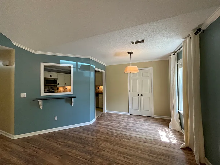 604 Huntington Pl — Photo 8